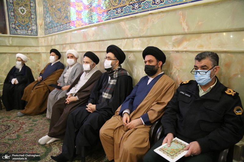حضور مراجع و علما در مسجد امام حسن عسکری(ع) در پی ارتحال آیت الله العظمی صافی(ره)