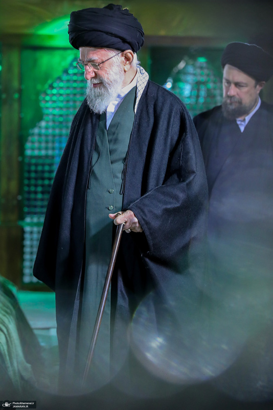 حضور رهبر معظم انقلاب در حرم مطهر امام خمینی (س)