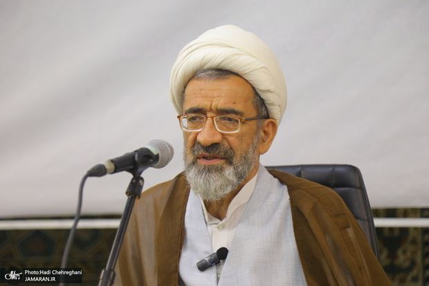 رضا مختاری: حضرت امام فرموده‌اند عملی که از روی تقیه انجام می‌شود، صحیح است