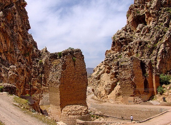 پل تاریخی کلهر پلدختر نمادی از تمدن مردم ایران زمین