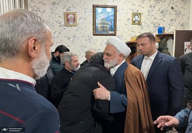 حضور رئیس قوه قضائیه در منازل شهیدان رازینی و مقیسه، قضات برجسته‌ای که ترور شدند + عکس‌ها/ اژه‌ای: شهیدان رازینی و مقیسه در زمره شخصیت‌های با اخلاص دستگاه قضا بودند/ این شهادت‌ها سند افتخار دستگاه قضایی است 