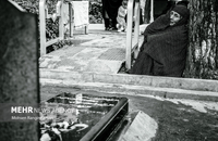 مادران شهدای دفاع مقدس هنوز با یاد و خاطره فرزندانشان زندگی می‌کنند (28)