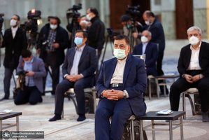 تجدید میثاق رئیس جمهور و اعضای هیأت دولت با آرمان‌های حضرت امام(س)