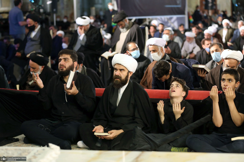 مراسم احیای شب بیست و یکم ماه رمضان در حرم مطهر امام خمینی (س)