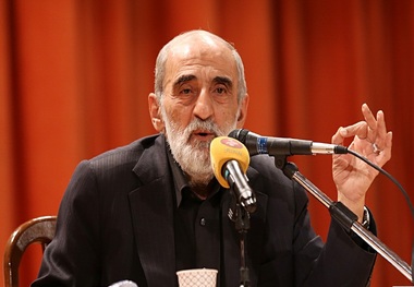 انتقادات تند شریعتمداری در خصوص ماجرای دراویش گنابادی/ از مخالفت با حضور بدون اسلحه پلیس تا متهم کردن وزارت اطلاعات و رییس جمهور