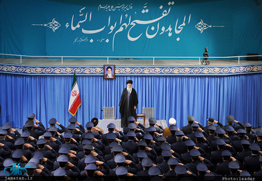 دیدار فرماندهان نیروی هوایی و پدافند هوایی ارتش با رهبر معظم انقلاب