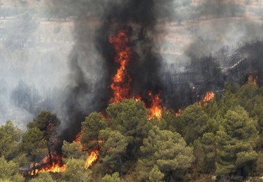 وقوع آتش سوزی در مراتع گیلانغرب