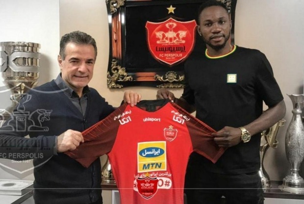 مهاجم نیجریه ای رسما به پرسپولیس پیوست+ عکس
