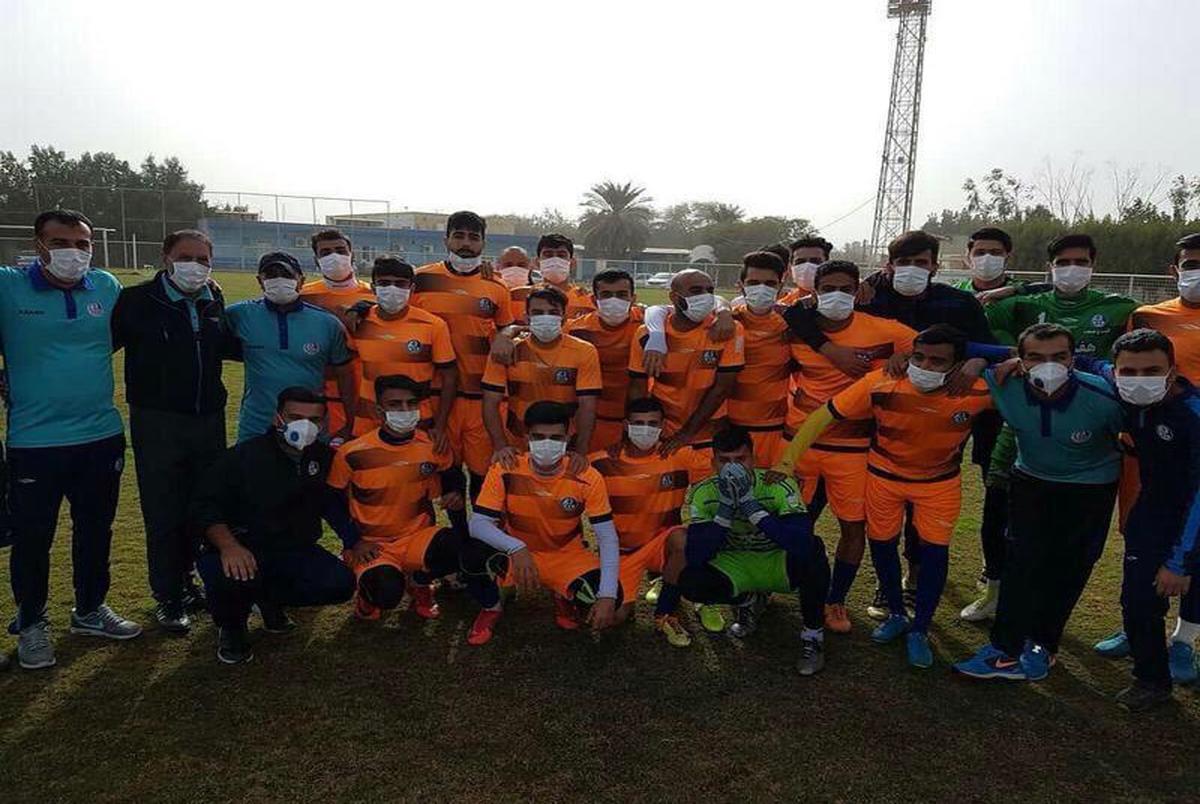 بازیکنان استقلال خوزستان با ماسک تمرین کردند +عکس

