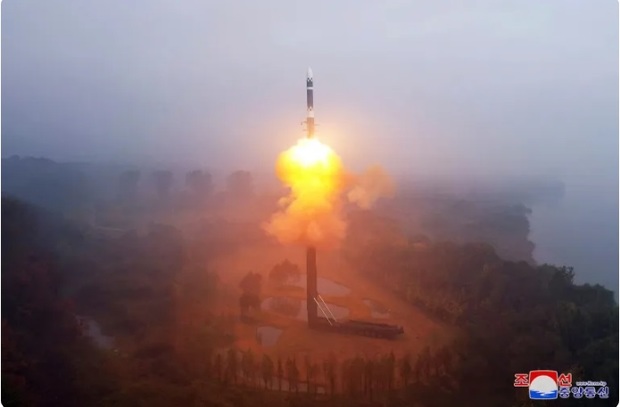 کشف یک پایگاه مخفی در کره شمالی که موشک‌هایی با قابلیت حمله به آمریکا دارد