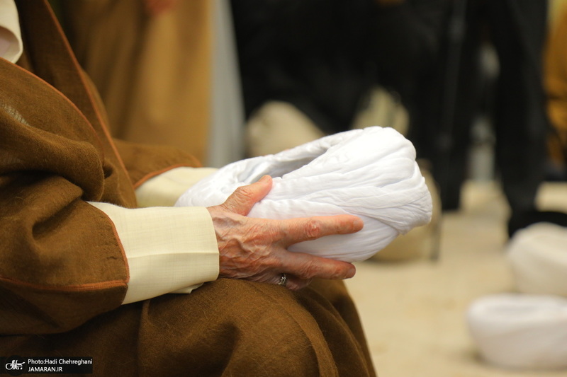 عمامه گذاری طلاب به مناسبت نیمه شعبان