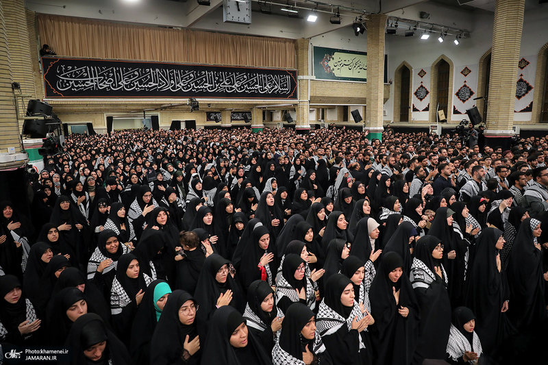 عزاداری هیئت‌های دانشجویی به مناسبت اربعین در حسینیه امام خمینی