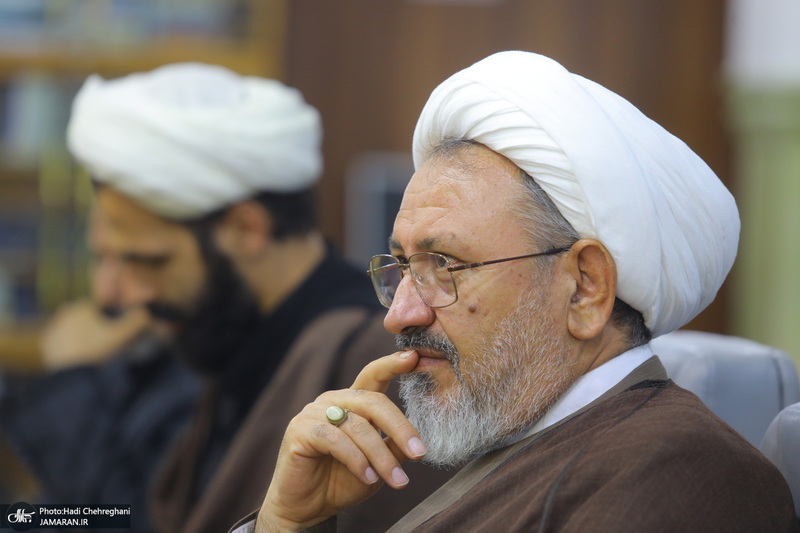 پنجمین محفل ادبی پروانه ها در مجتمع فرهنگی هنری یادگار امام (ره) قم