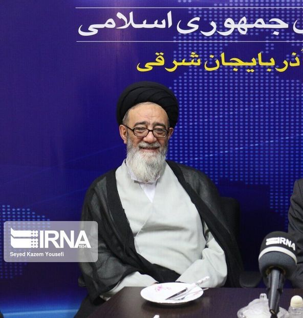 امام جمعه تبریز: تلاش برای تبیین دقیق فلسفه قیام عاشورا وظیفه همگانی است