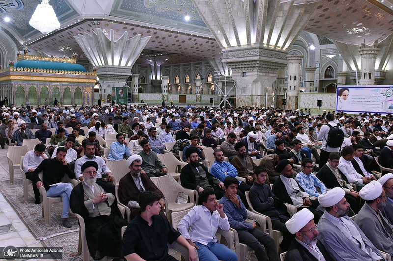 آئین آغاز سال تحصیلی حوزه علمیه استان تهران در حرم امام خمینی