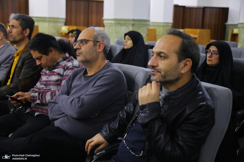 اهدا آثار برتر خوشنویسان به موسسه تنظیم و نشر آثار امام خمینی (س) نمایندگی قم