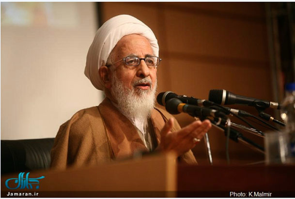 آیت‌الله العظمی جوادی آملی: جامعه‌ای به أحسن الأحوال می‌رسد که نه در امور دیگران دخالت می‌کند نه اجازه می‌دهد که دیگران در امور آن دخالت کنند