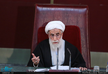آیت الله جنتی:  وقتی فردی با ویژگی‌های مهم توسط مقام معظم رهبری به ریاست قوه قضاییه انتخاب شده، آیا مصلحت است که کسی او را زیر سؤال ببرد ؟