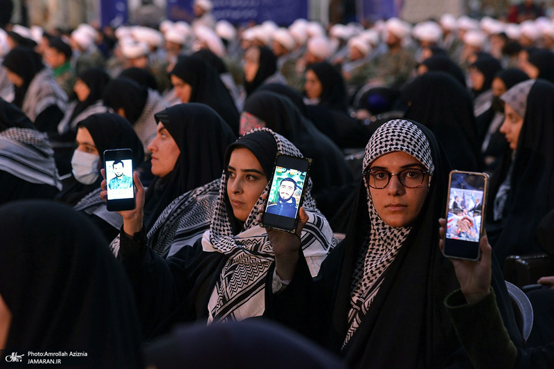 گردهمایی سراسری بسیج دانشجویی و طلاب در حرم مطهر امام خمینی (س) - 1