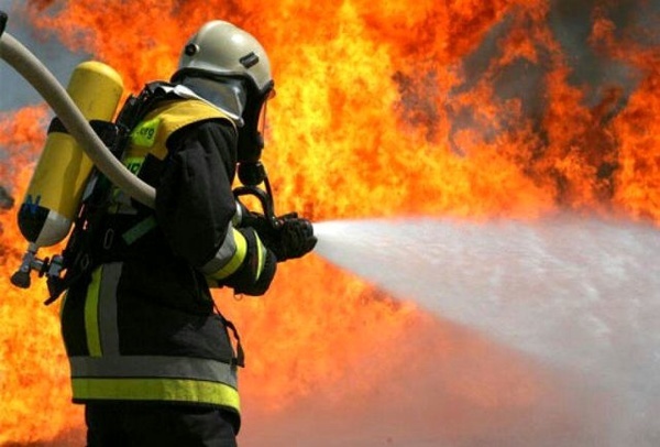 آموزش اطفاء حریق از سوی سازمان آتش‌نشانی در شهرستان دزفول