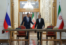 عراقچی: هیچ راهی جز دیپلماسی برای حل مسائل منطقه وجود ندارد/ لاوروف: گفت‌و‌گوها بین ایران و آمریکا باید احیا شود؛ هیچ دلیلی برای تجدیدنظر در توافقات روسیه و ایران وجود ندارد