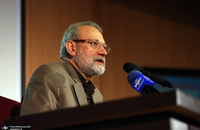 رونمایی از کتاب «نیم قرن تا شکست» / علی لاریجانی