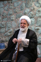 دیدار مهدی کروبی با سید حسن خمینی و جمعی از فعالان سیاسی