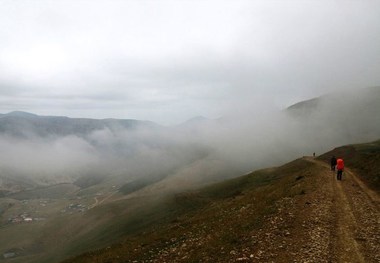 جاده های کوهستانی گلستان مه آلود است