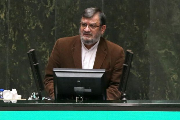 روح‌الامینی نماینده تهران در موافقت با وزیر پیشنهادی آموزش و پرورش: معدل صحرایی نسبت به معدل وزرای معرفی شده پیش از ایشان در دولت بالاتر است