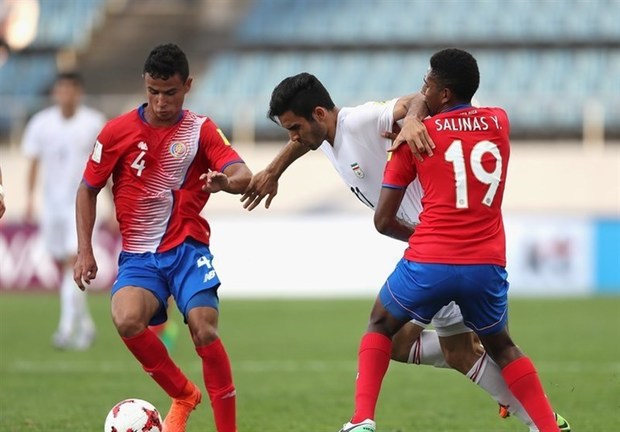 انتقال  درخشان‌مهر  به بیمارستان/ مشکل خونریزی بازیکن تیم ملی جوانان حل شد
