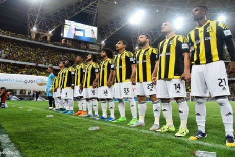 برد رقیب ذوب آهن مقابل لیدز انگلیس
