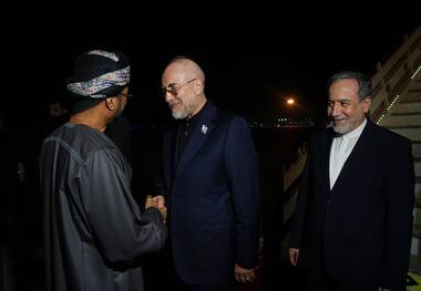 قالیباف وارد مسقط شد