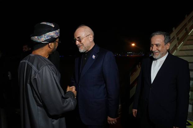 قالیباف وارد مسقط شد
