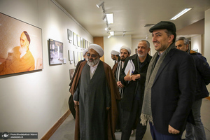 بازدید وزیر اسبق فرهنگ و ارشاد اسلامی از رویدادهای فرهنگی و هنری بر آستان آفتاب