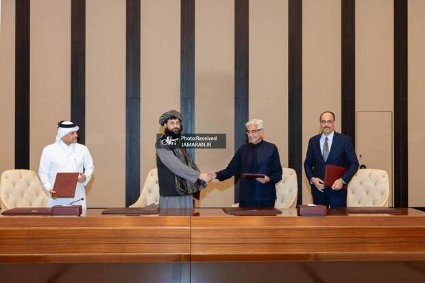 پاکستان و طالبان به آتش بس فوری رسیدند + عکس