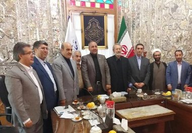 دیدار استاندار مرکزی ومجمع نمایندگان استان با رئیس مجلس شورای اسلامی
