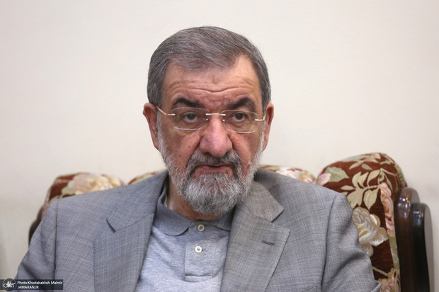 محسن رضایی: اگر ما کلمه توحید و توحید کلمه را حفظ کنیم، هیچ قدرتی قادر به شکست ایران نیست