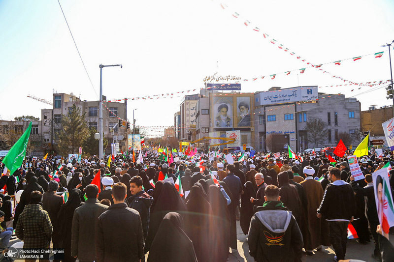 راهپیمایی باشکوه 22 بهمن در قم
