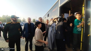 بدرقه کاروان های زائران اعزامی قم به مرقد امام خمینی