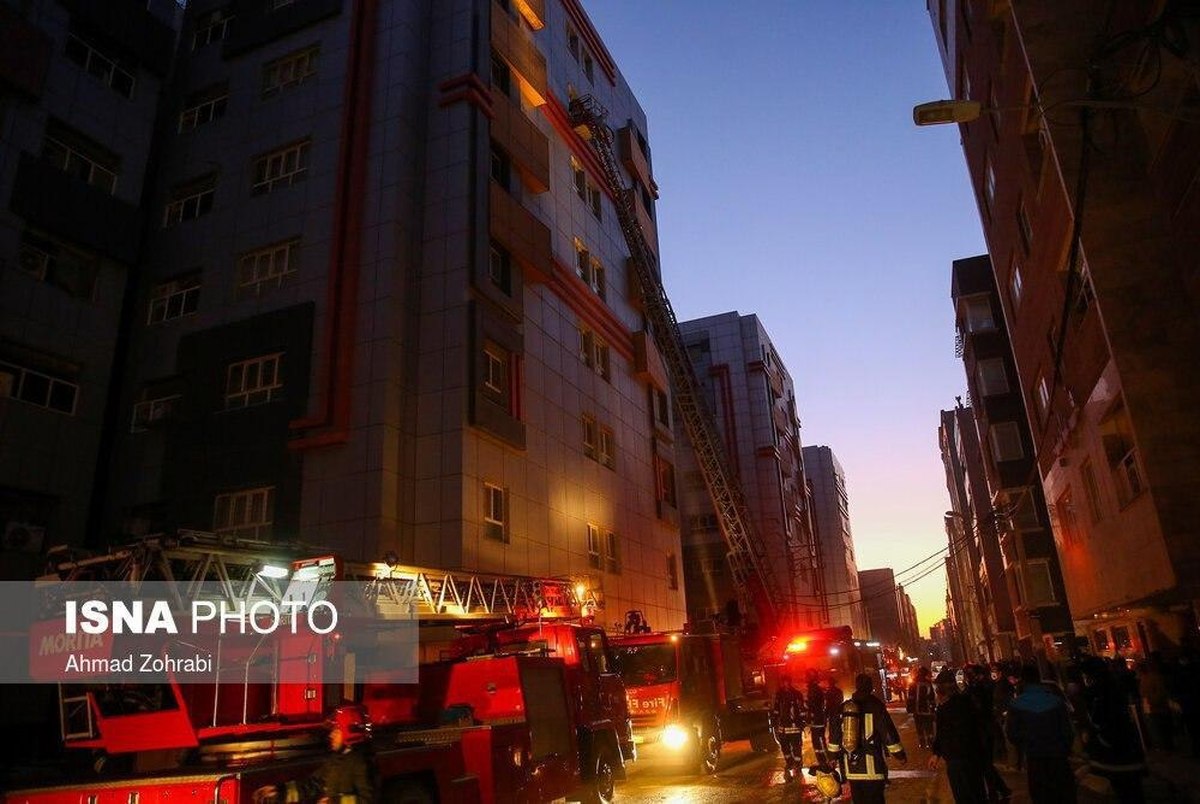 آتش‌سوزی مهیب در قم با چند کشته و ده ها مصدوم/ عکس