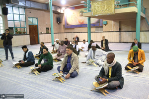 بازدید جمعی از شرکت کنندگان چهلمین دوره مسابقات بین المللی قرآن کریم از جماران