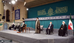 دیدار میهمانان کنفرانس وحدت اسلامى‌ و جمعی از مسئولان نظام با رهبر معظم انقلاب