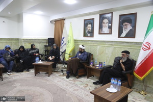 معرفی و بررسی کتاب «معبد زیر زمینی» در نشست عصرانه داستان قم