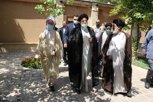 بازدید رئیس جمهوری از بیت تاریخی امام خمینی (س) در خمین