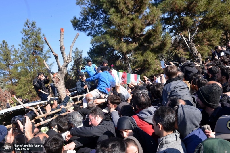 تشییع و خاکسپاری شهید هادی طارمی