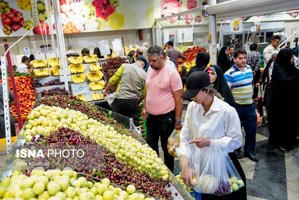 جریان عادی زندگی در شهر تهران...
