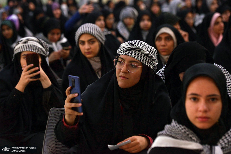 گردهمایی سراسری بسیج دانشجویی و طلاب در حرم مطهر امام خمینی (س) - 1