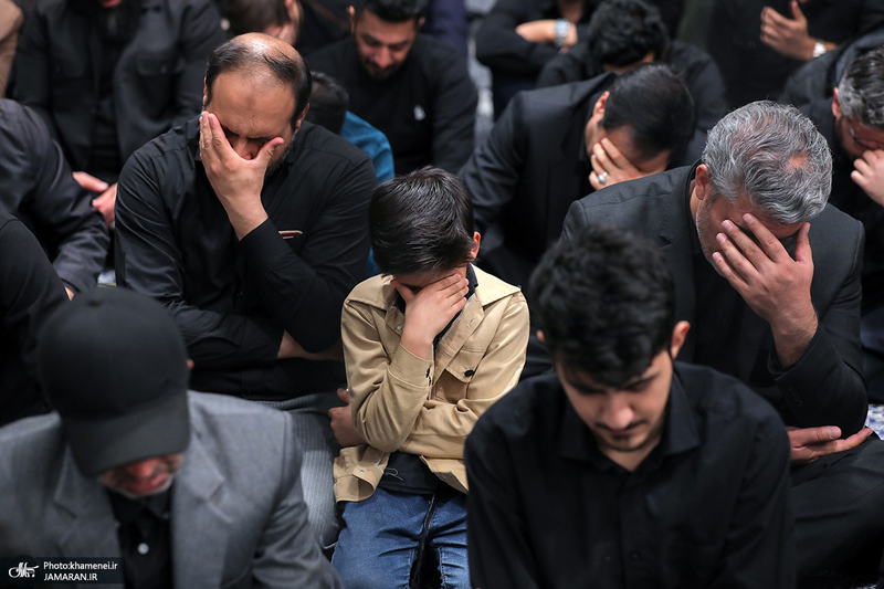 اولین شب مراسم عزاداری ایام شهادت حضرت زهرا (س) در حسینیه امام خمینی(ره)