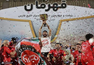 رئیس دانشکده های جامعه و رسانه دانشگاه آزاد درباره مصاحبه رسانه ملی با بیرانوند: این شلیک به واقعیت و‌ اعتماد است