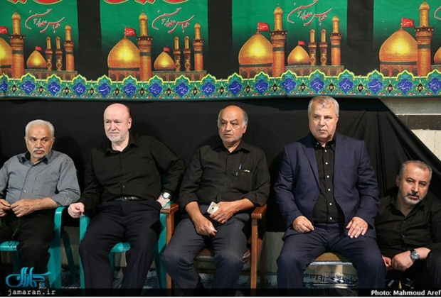 علی پروین در کنار مدیرعامل سابق استقلال در مراسم عزاداری + عکس